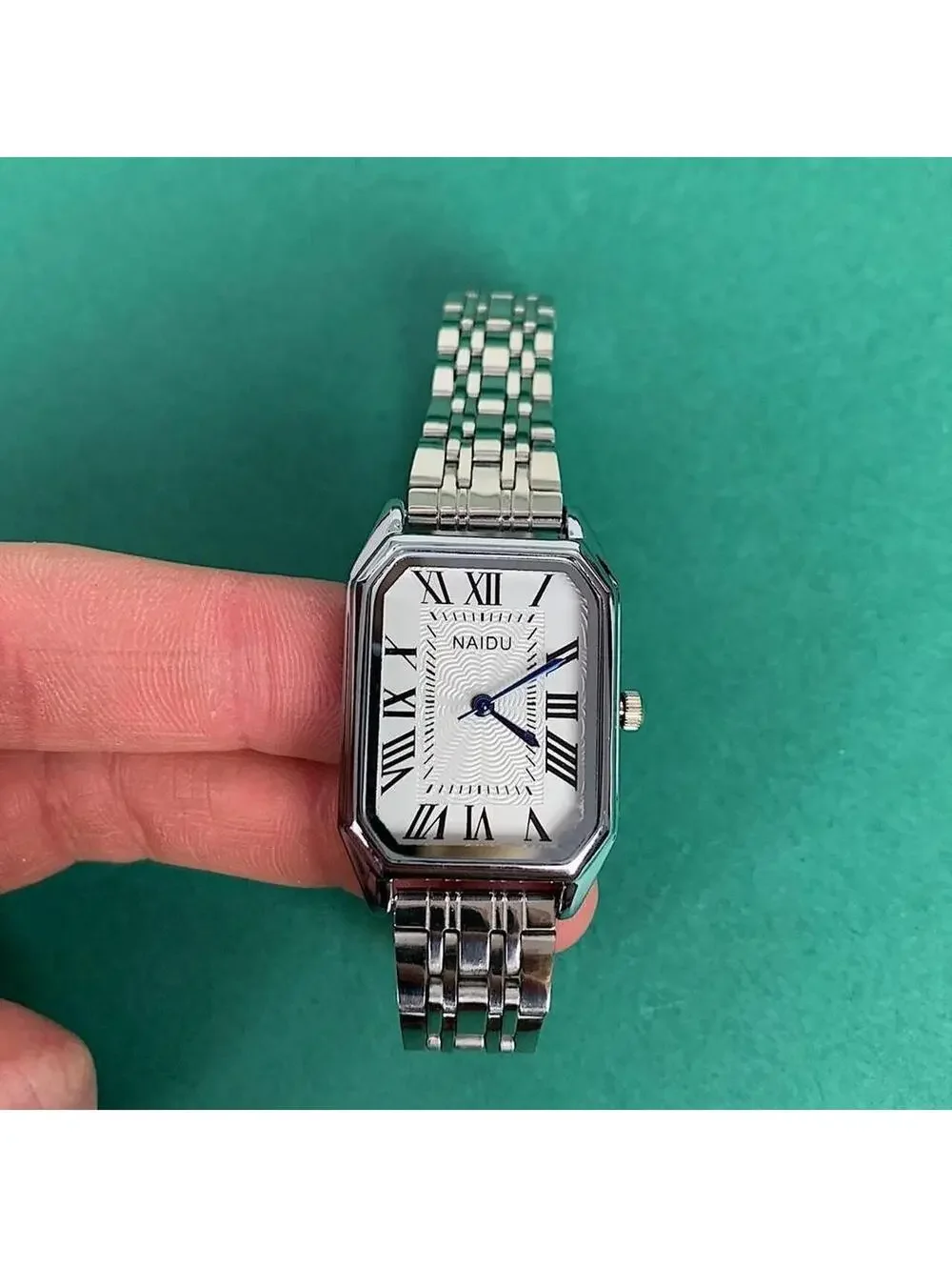 Y2K Vintage Retro Silver Blue Stainless Steel Essential Watch 8.5 Inch Unisex